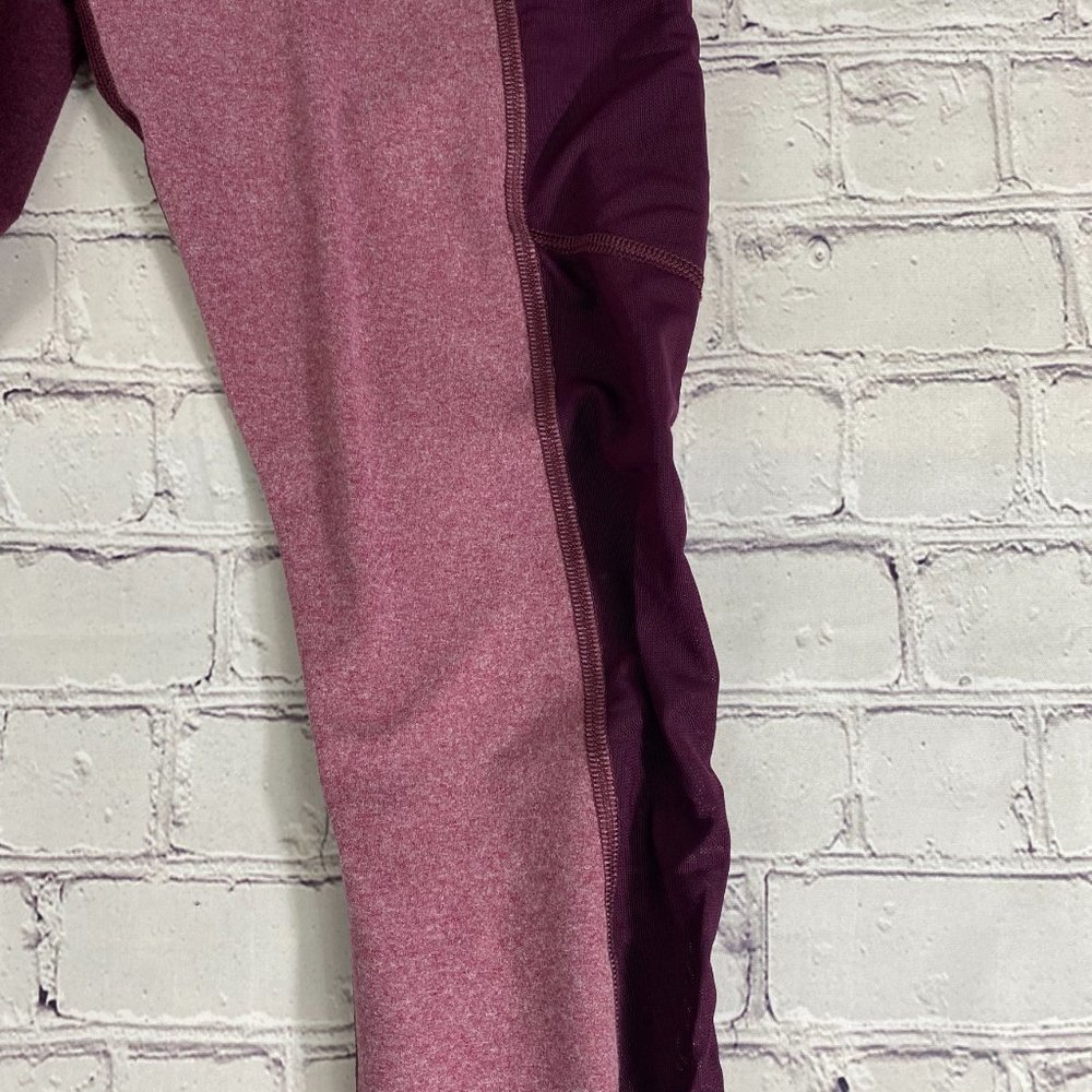 Fabletics Mila High-Waisted Pocket Capri - XS - Picture 4 of 7